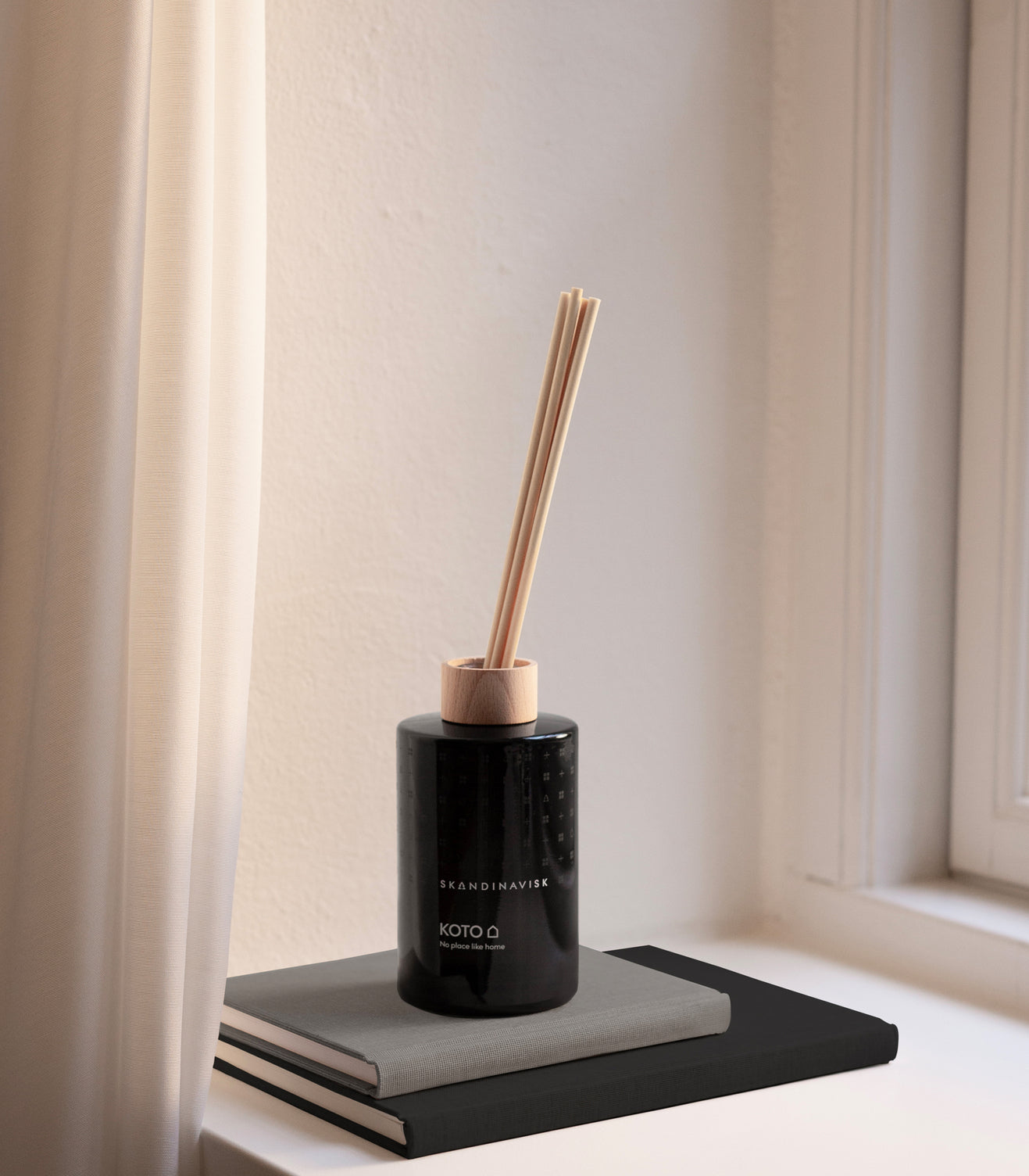 Koto diffuser, sort - 200 ml.